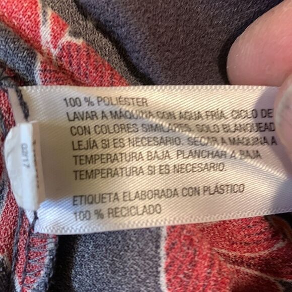 XHILERATION spaghetti strap mini dress, medium, polyester w/ elastic back strap - Picture 5 of 8